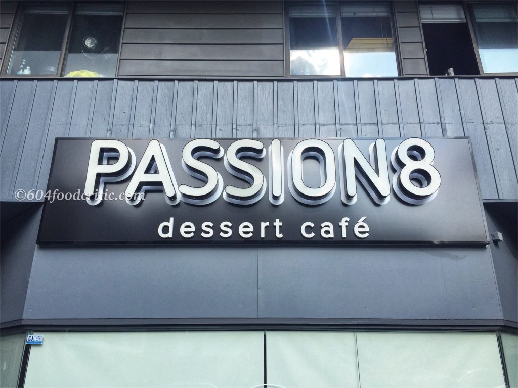 Passion8 Dessert Cafe Bingsoo Outside