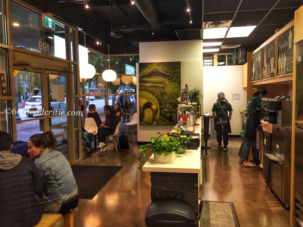 Maiko Premium Matcha Café in Richmond Interior