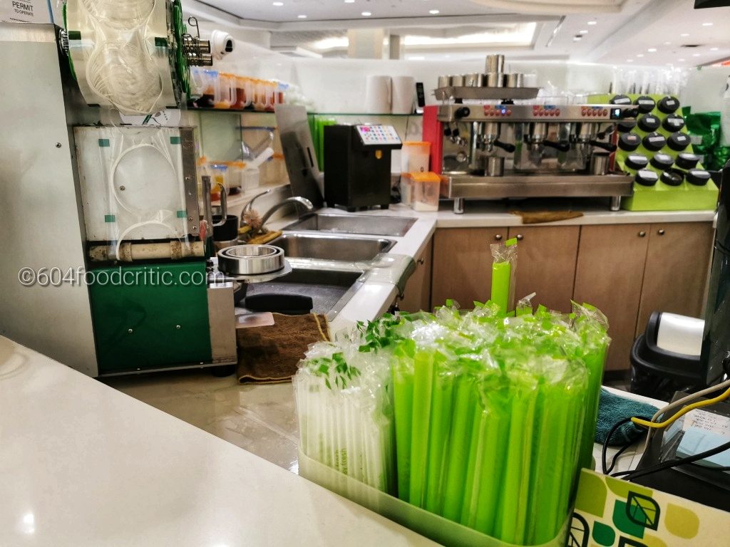 Presotea Bubble Tea Stand in Oakridge Food Court Left