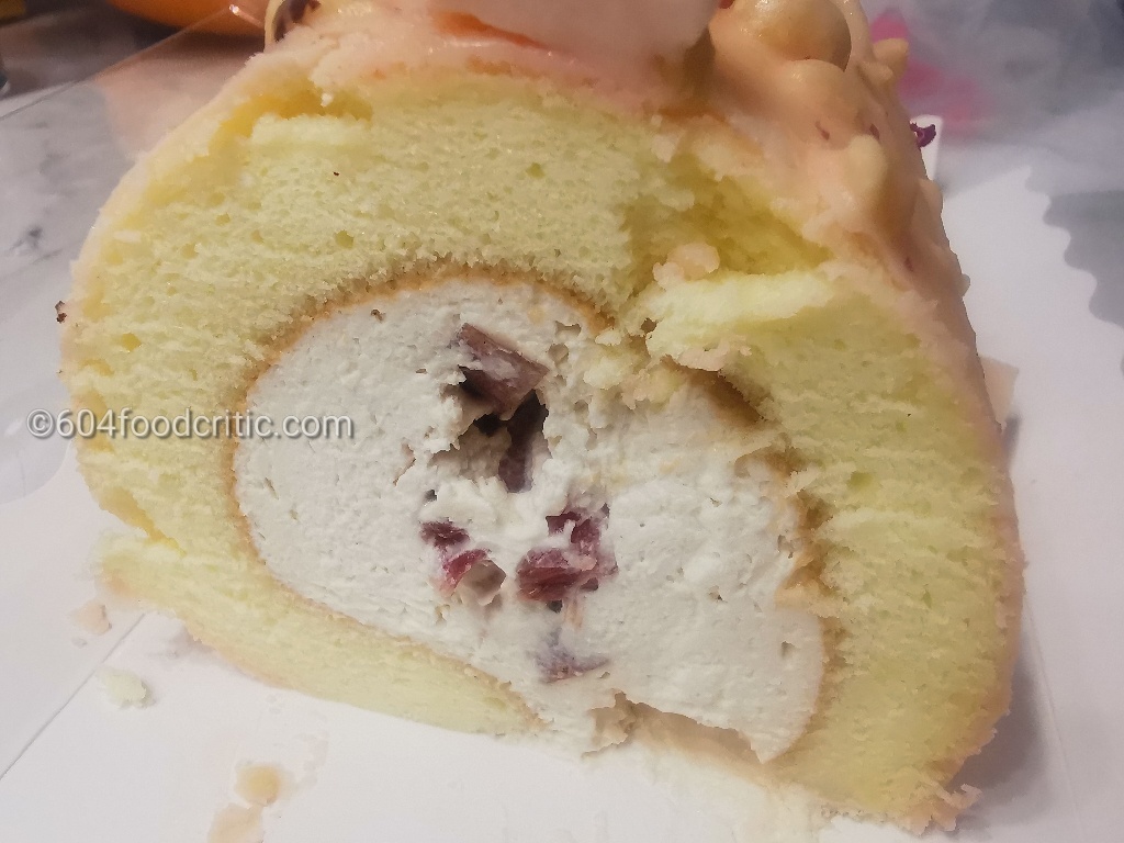 Minus Cake Boutique Peach Oolong Cake Roll