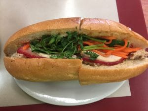Au Petit Cafe Best bahn mi in town 07